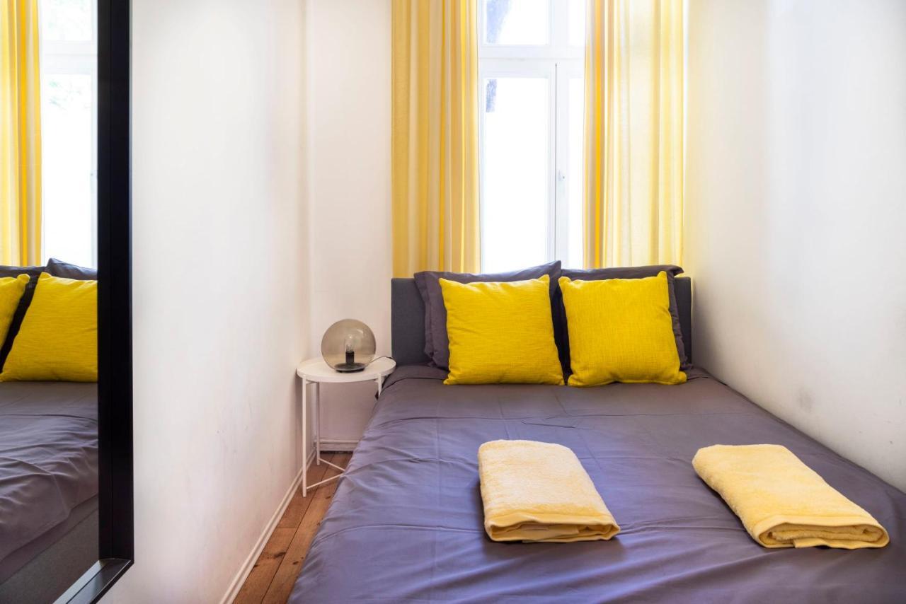 Modern 4 Bedroom In - Charlottenburg Berlino