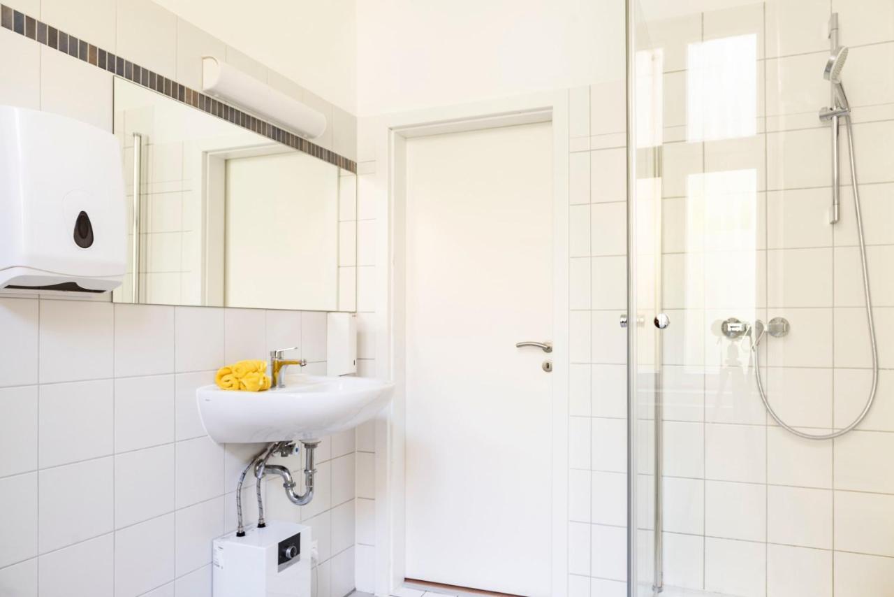Modern 4 Bedroom In - Charlottenburg * Berlino