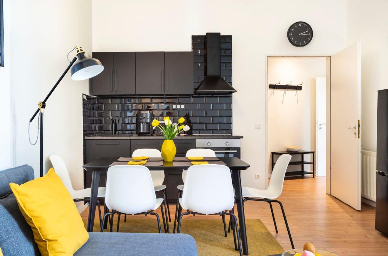 Modern 4 Bedroom In - Charlottenburg Berlino